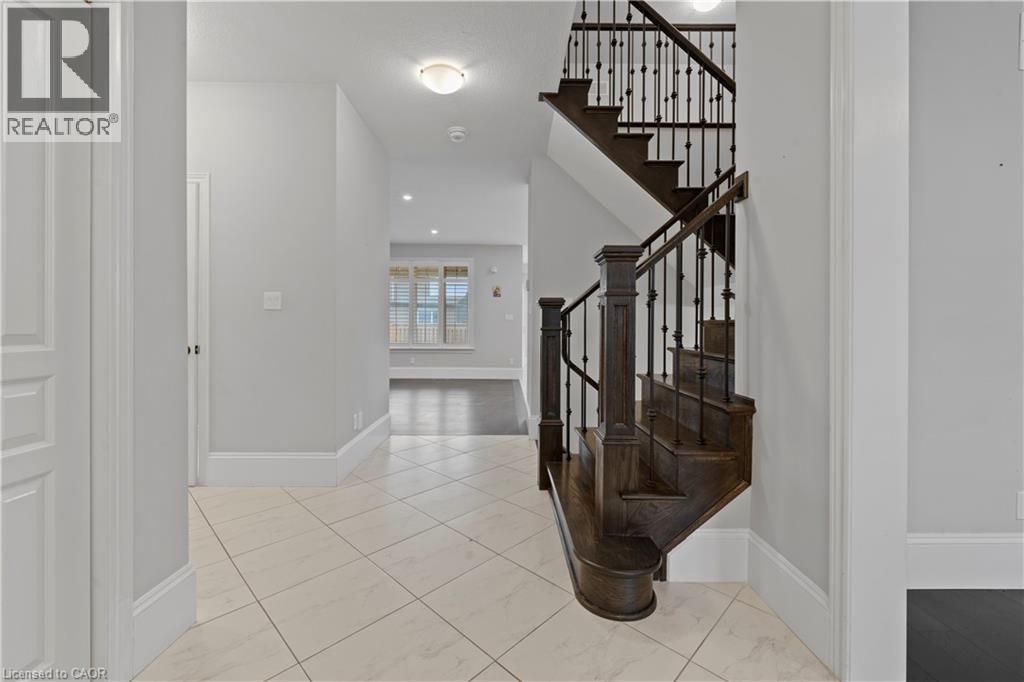 29 Harvest Gate, Smithville, Ontario  L0R 2A0 - Photo 2 - 40858207