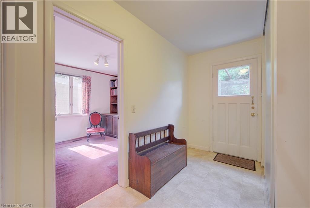 4 Mayfair Court, Dundas, Ontario  L9H 3P2 - Photo 26 - 40858592