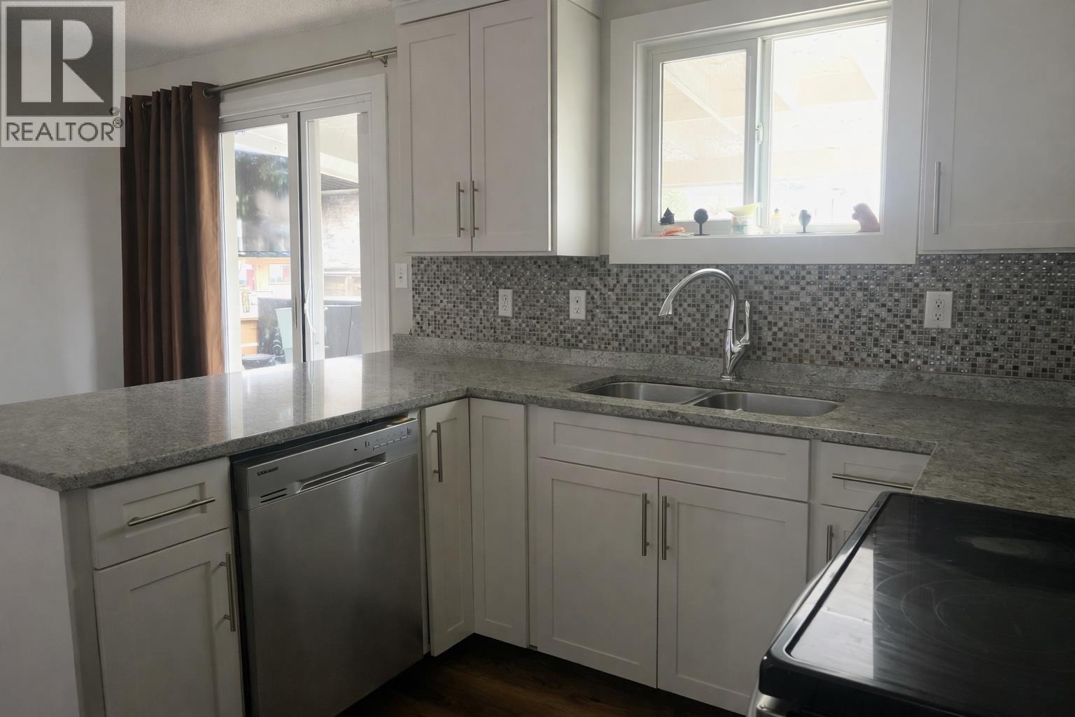 385 Perth Road, Kelowna, British Columbia  V1X 3R5 - Photo 6 - 10389898