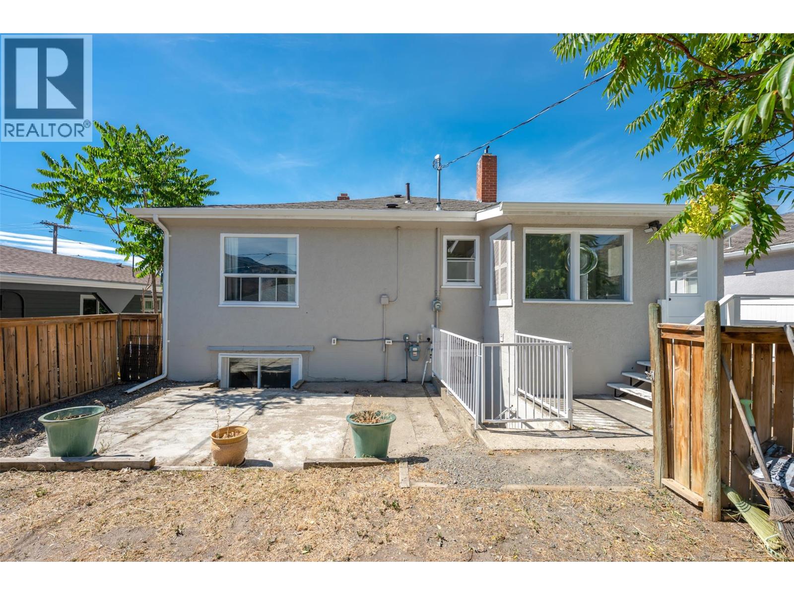 724 School Avenue, Oliver, British Columbia  V0H 1T0 - Photo 29 - 10394690