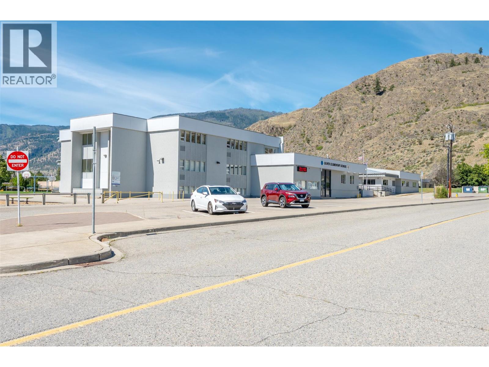 724 School Avenue, Oliver, British Columbia  V0H 1T0 - Photo 44 - 10394690