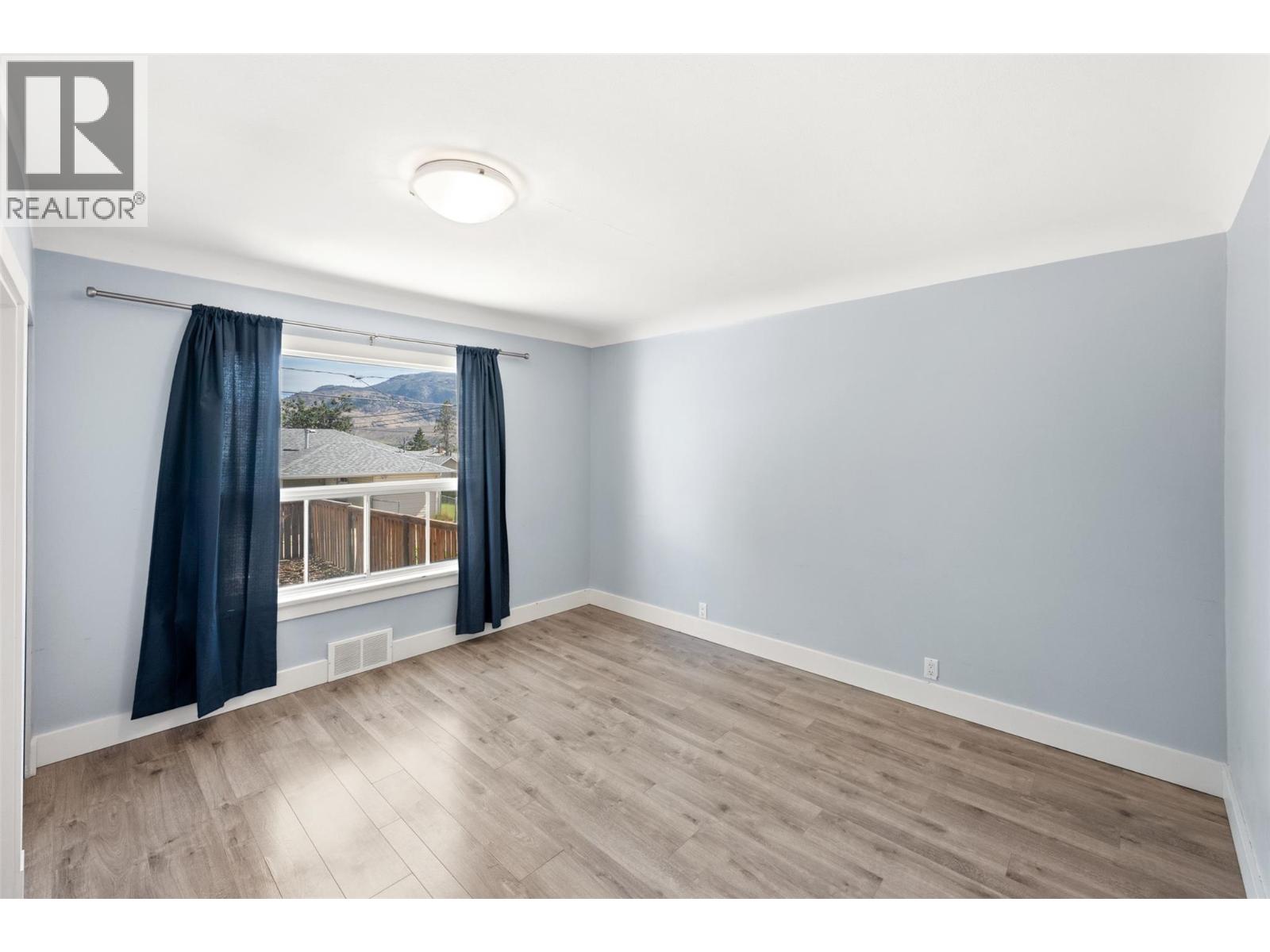 724 School Avenue, Oliver, British Columbia  V0H 1T0 - Photo 25 - 10394690