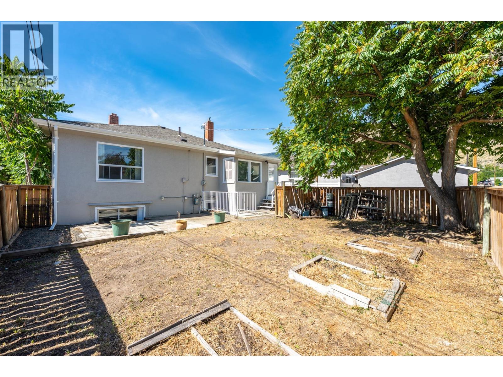 724 School Avenue, Oliver, British Columbia  V0H 1T0 - Photo 30 - 10394690