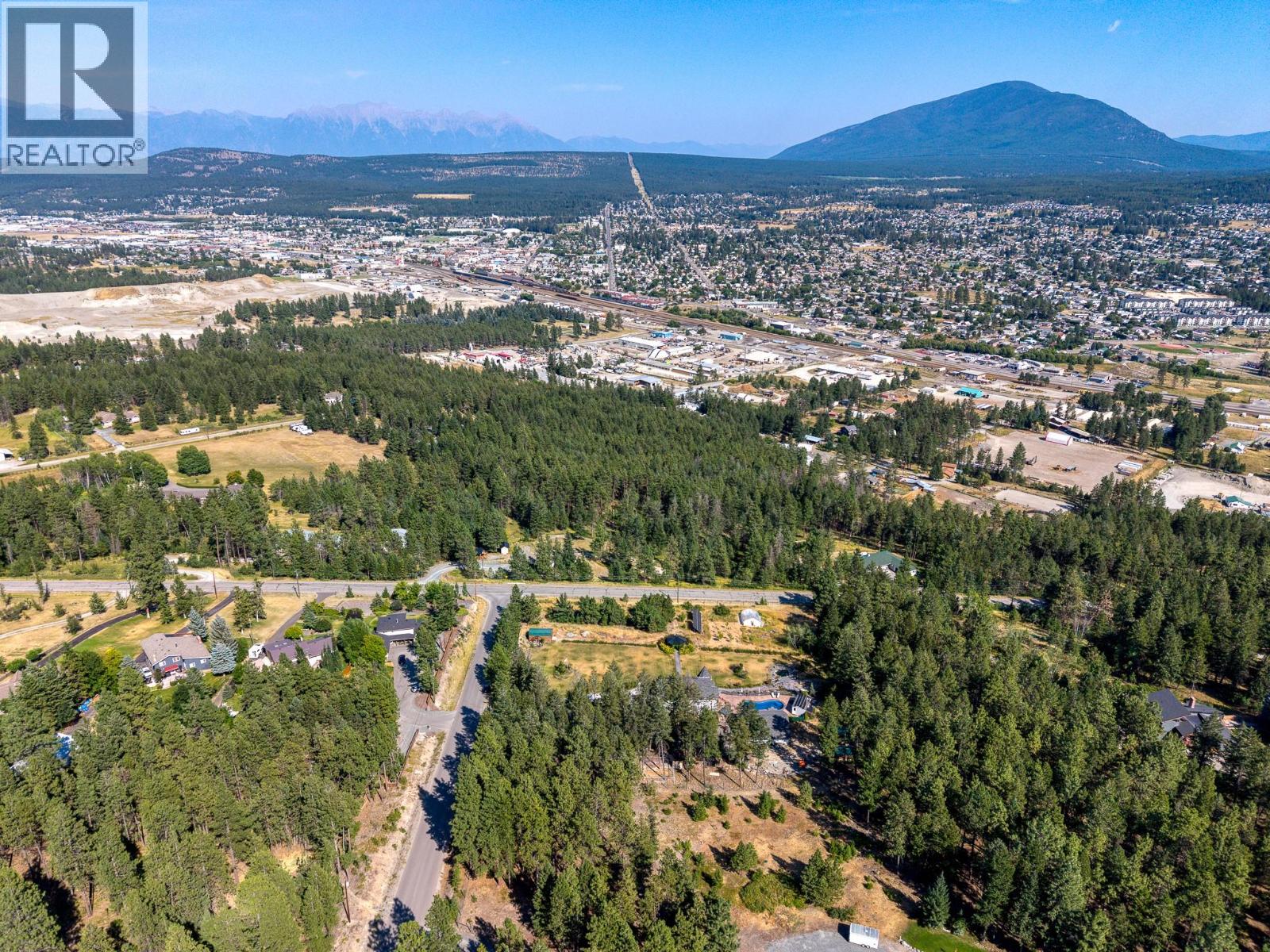 709 Weeks Road, Cranbrook, British Columbia  V1C 6W6 - Photo 76 - 10397611