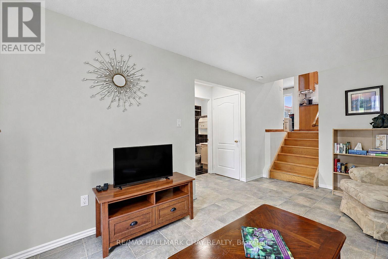 436 Simcoe Road, Bradford West Gwillimbury (Bradford), Ontario  L3Z 3A1 - Photo 16 - N13722794