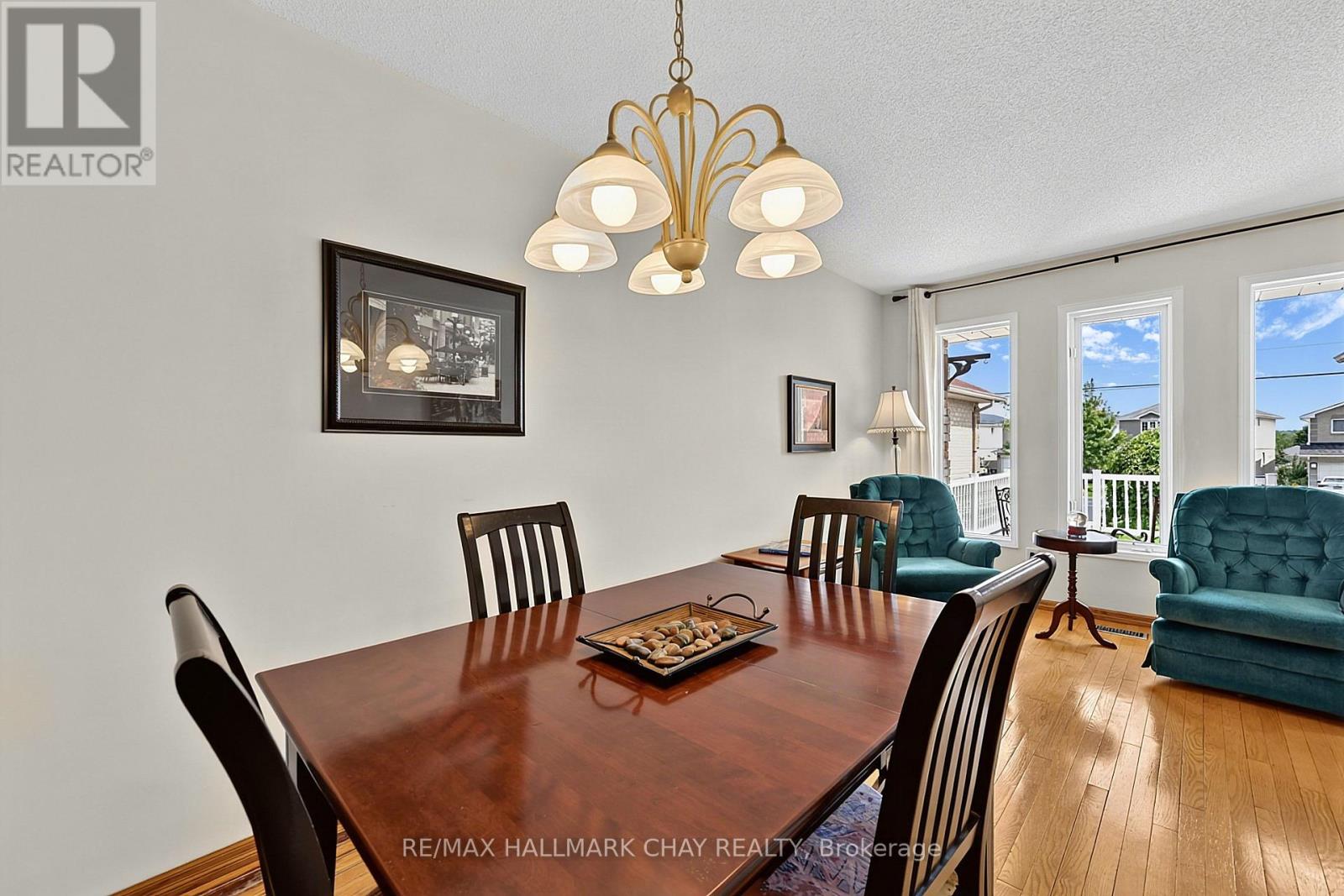 436 Simcoe Road, Bradford West Gwillimbury (Bradford), Ontario  L3Z 3A1 - Photo 6 - N13722794