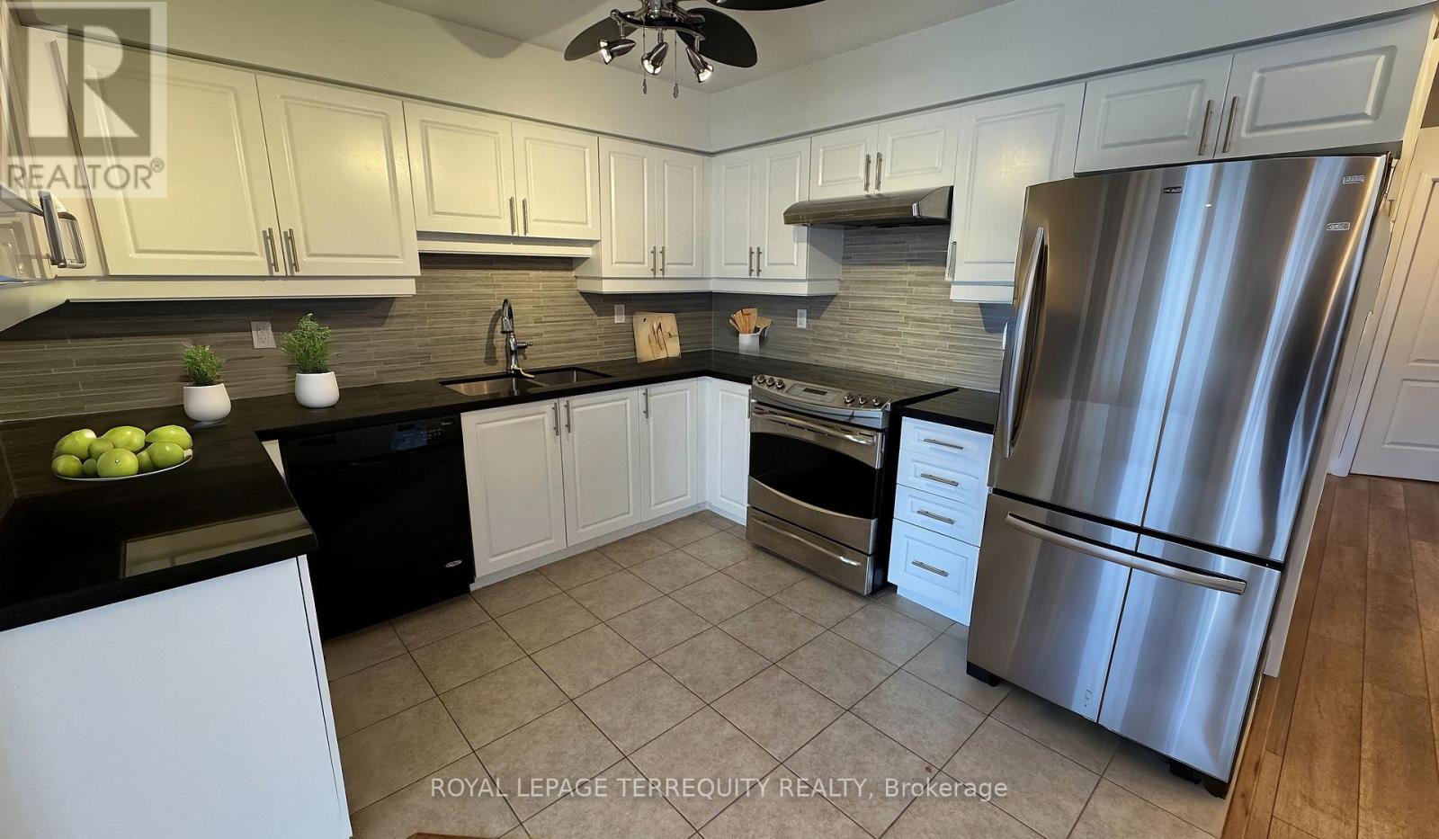 1 - 2450 Post Road, Oakville, Ontario  L6H 0J2 - Photo 5 - W13722782