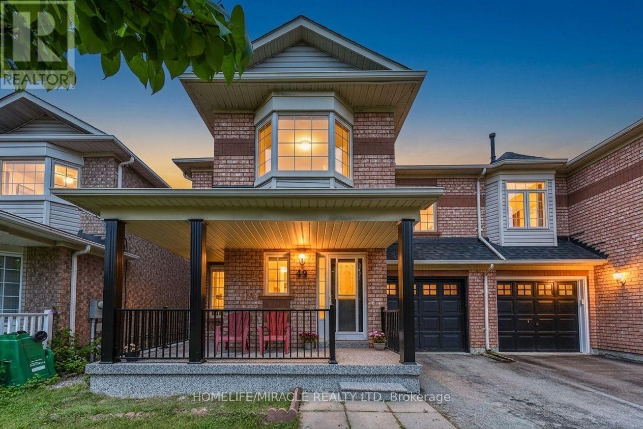 49 SEASIDE CIRCLE, Brampton, Ontario