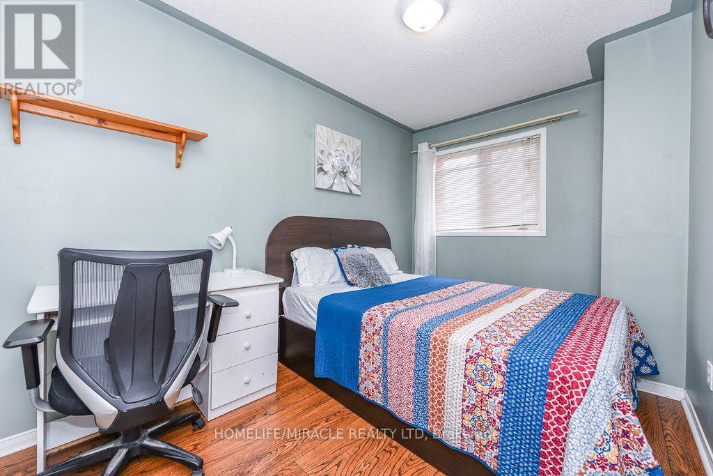 49 Seaside Circle, Brampton, Ontario L6R 2G7 - Photo 24 - W13722810