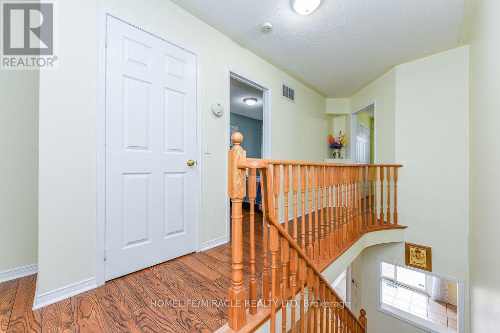 49 Seaside Circle, Brampton, Ontario L6R 2G7 - Photo 31 - W13722810