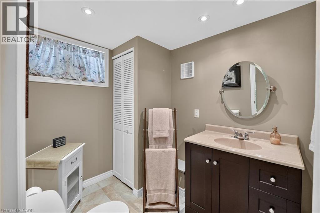 465 Springbank Crescent, Burlington, Ontario  L7T 2W8 - Photo 21 - 40857393