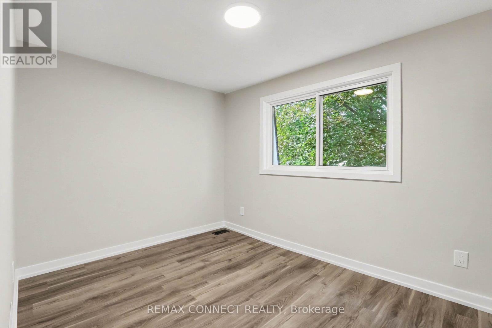 43 Tybalt Crescent, Ottawa, Ontario  K2H 8J6 - Photo 6 - X13722818