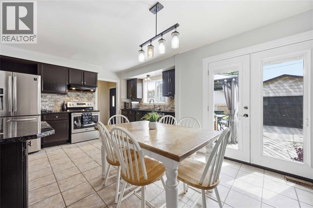 315 Brentwood Crescent, St Clair, Ontario  N0N 1G0 - Photo 15 - 26020810