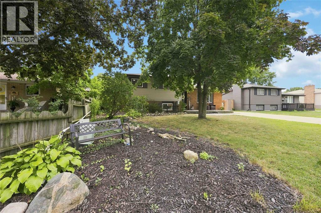 315 Brentwood Crescent, St Clair, Ontario  N0N 1G0 - Photo 49 - 26020810