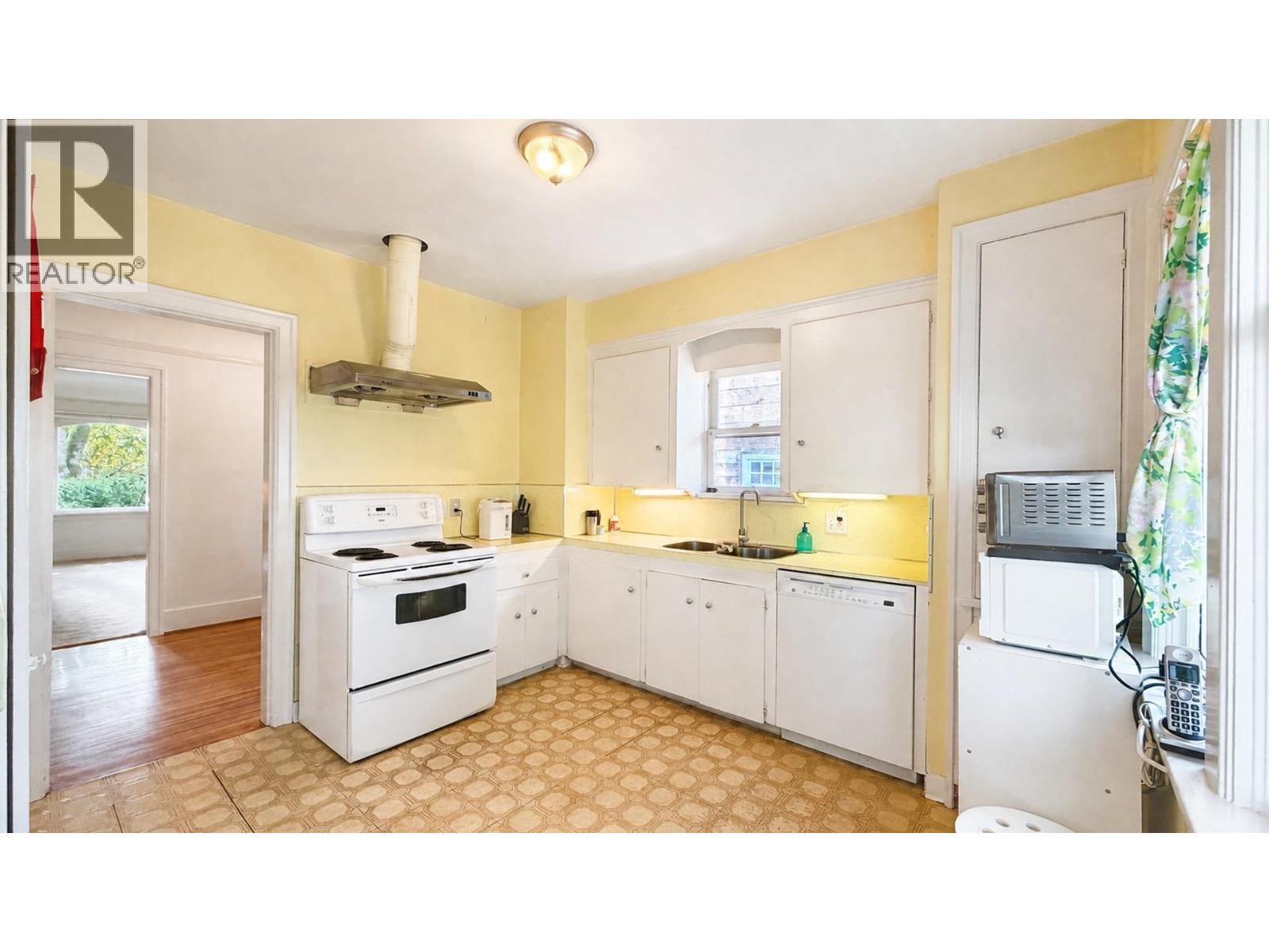 3847 W 23rd Avenue, Vancouver, British Columbia  V6S 1K8 - Photo 8 - R3159407