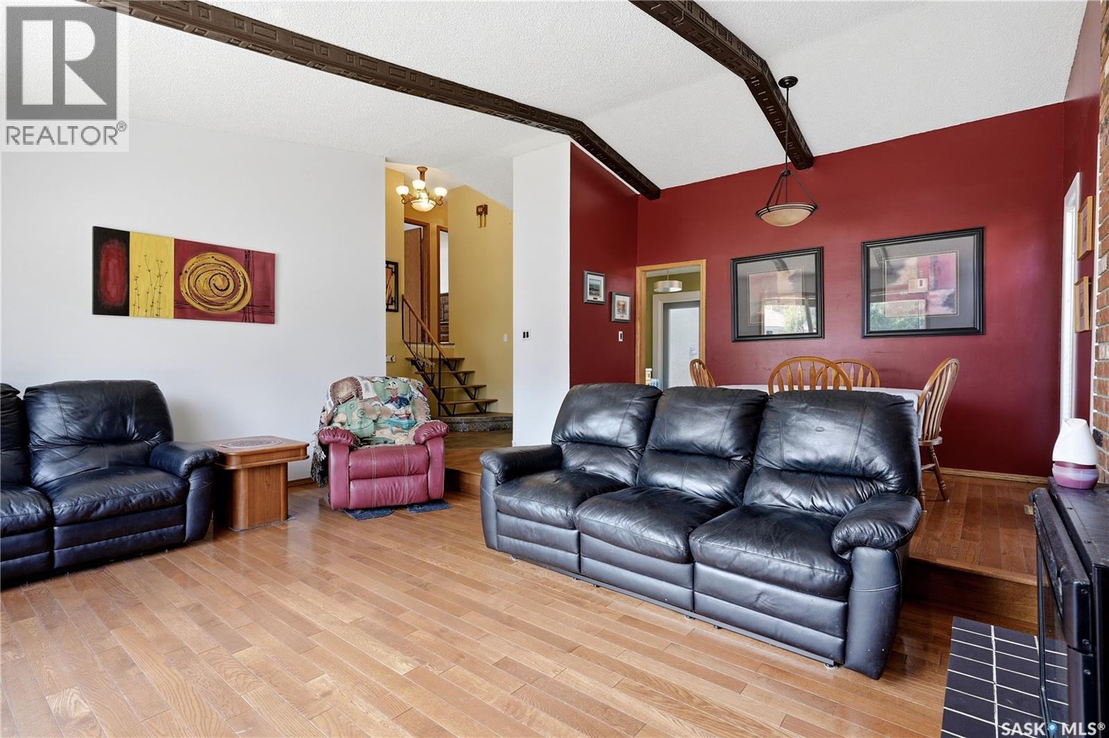 11 Mcsherry Crescent, Regina, Saskatchewan  S4T 7B4 - Photo 8 - SK046923