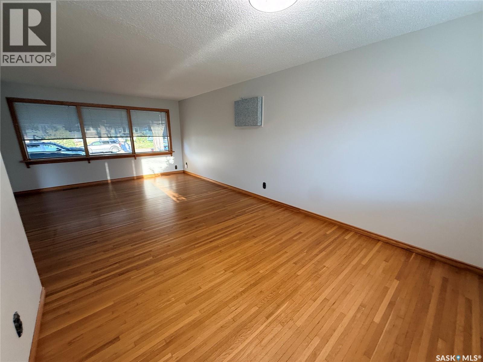 1348 Horace Street, Regina, Saskatchewan  S4T 5L6 - Photo 7 - SK046887
