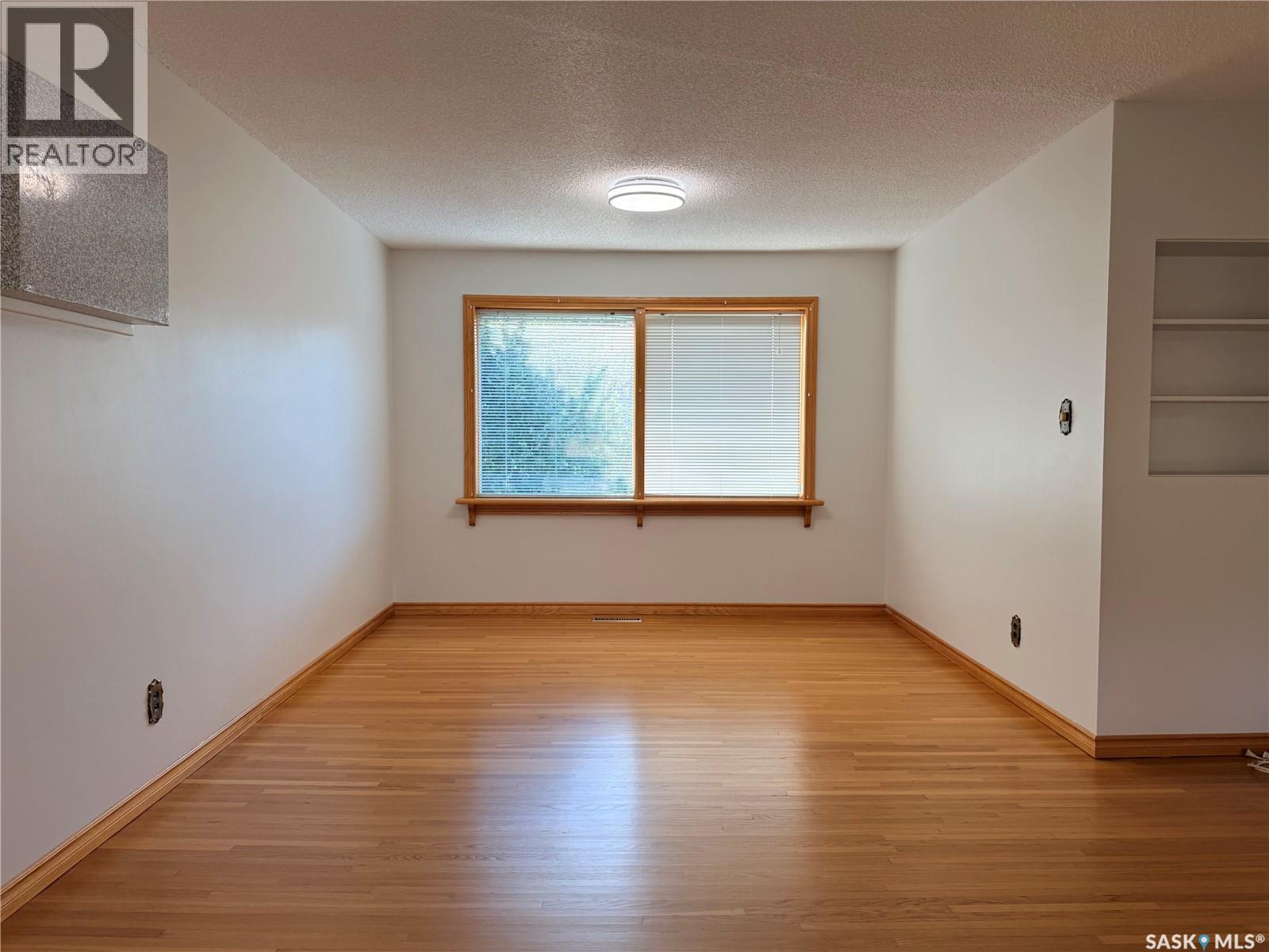 1348 Horace Street, Regina, Saskatchewan  S4T 5L6 - Photo 9 - SK046887