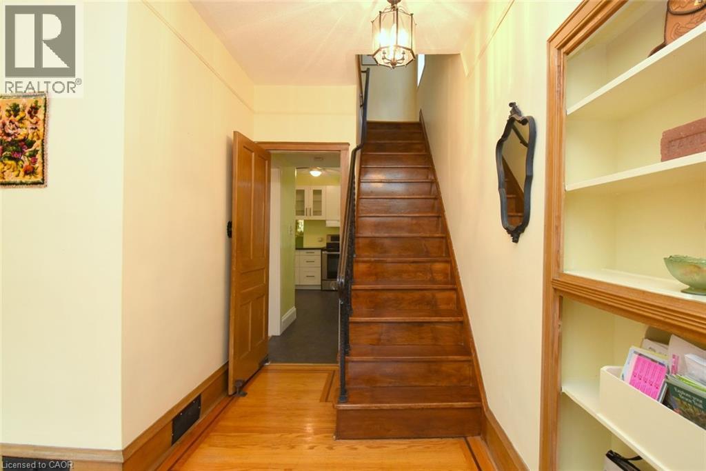 28 St Clair Avenue, Hamilton, Ontario  L8M 2N3 - Photo 20 - 40841321