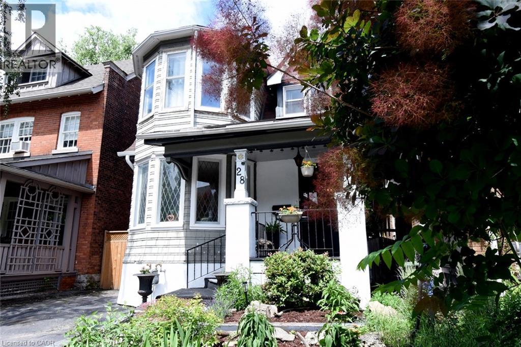 28 St Clair Avenue, Hamilton, Ontario  L8M 2N3 - Photo 3 - 40841321