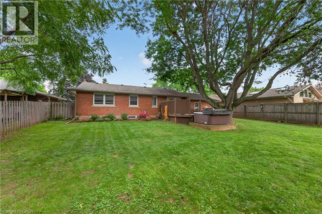 9 Strathearn Avenue, Grimsby, Ontario  L3M 3A5 - Photo 40 - 40858214
