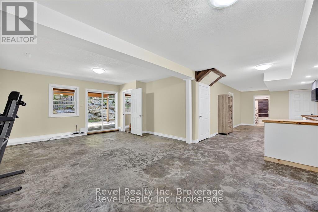 683 Lafontaine Road W, Tiny, Ontario  L9M 0L6 - Photo 21 - S13722892
