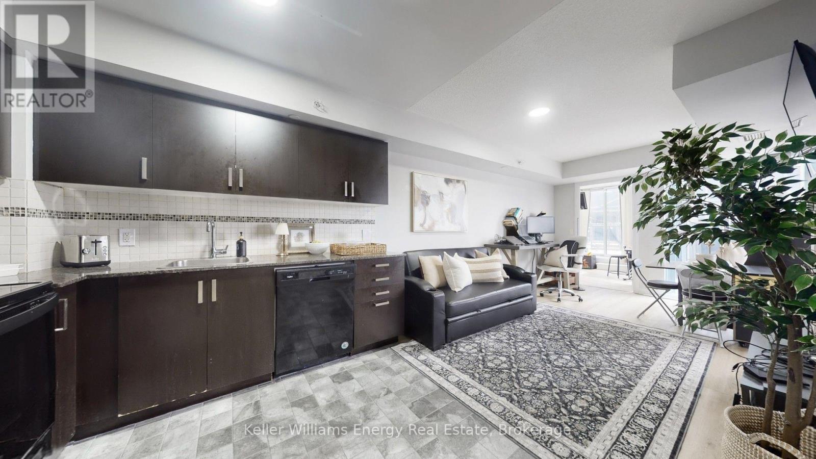 617 - 30 Meadowglen Place, Toronto, Ontario  M1G 0A6 - Photo 6 - E13722886