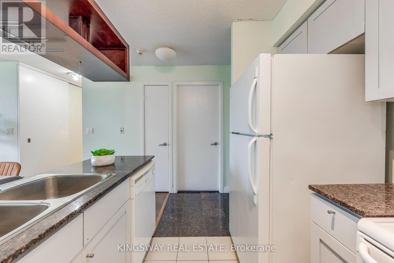 3511 - 81 Navy Wharf Court, Toronto, Ontario  M5V 3S2 - Photo 11 - C13722866