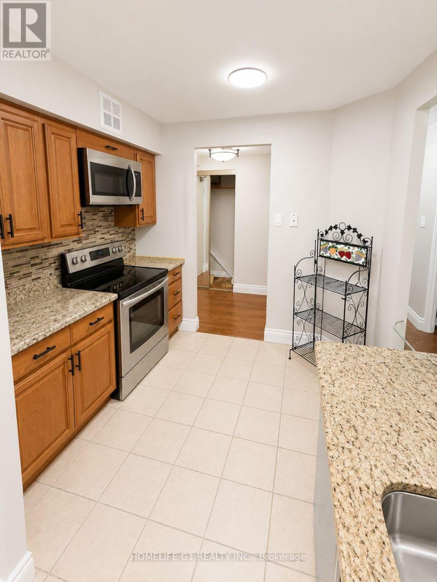 301 - 633 Bay Street, Toronto, Ontario  M5G 2G4 - Photo 4 - C13722870
