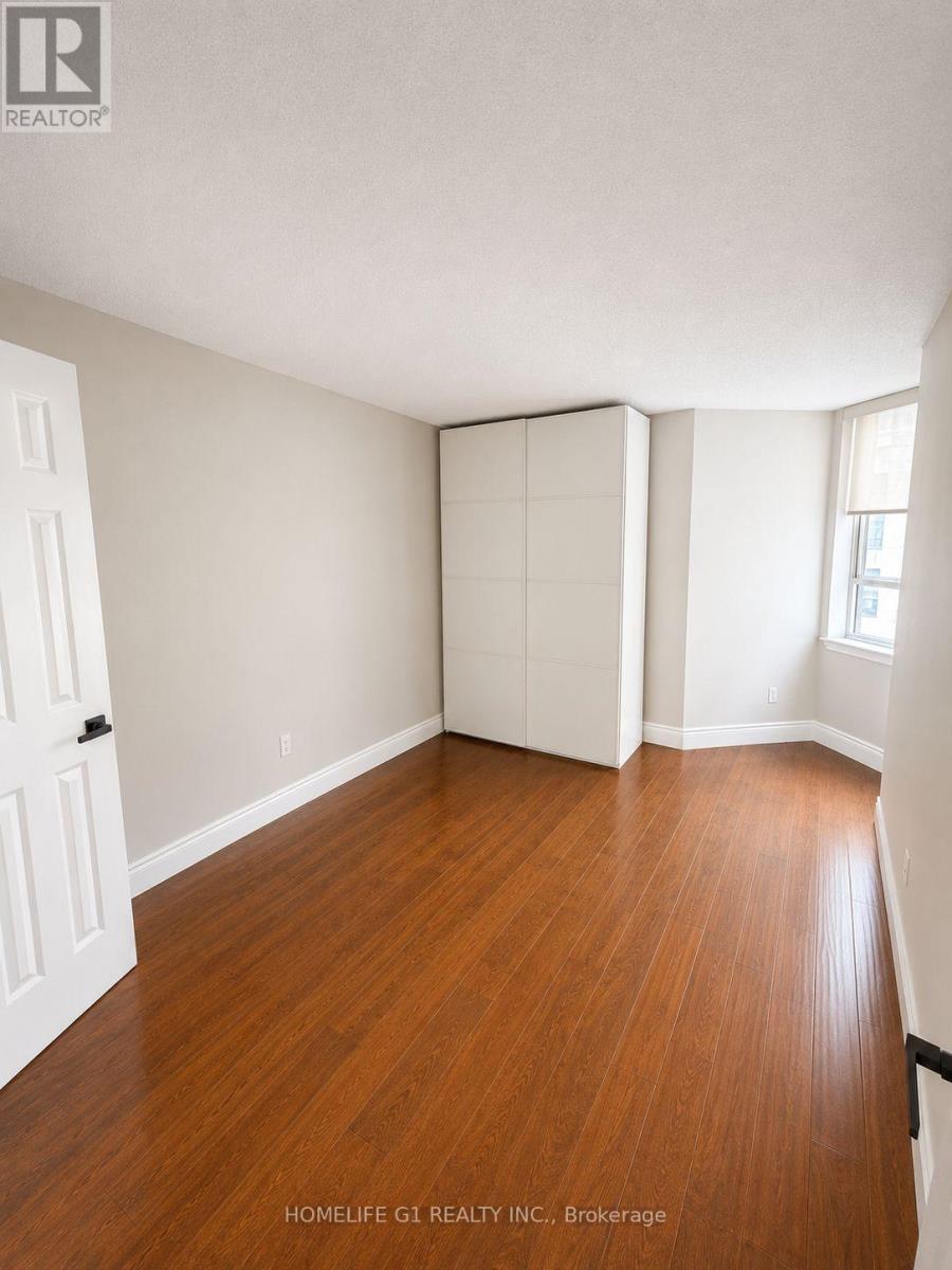 301 - 633 Bay Street, Toronto, Ontario  M5G 2G4 - Photo 9 - C13722870