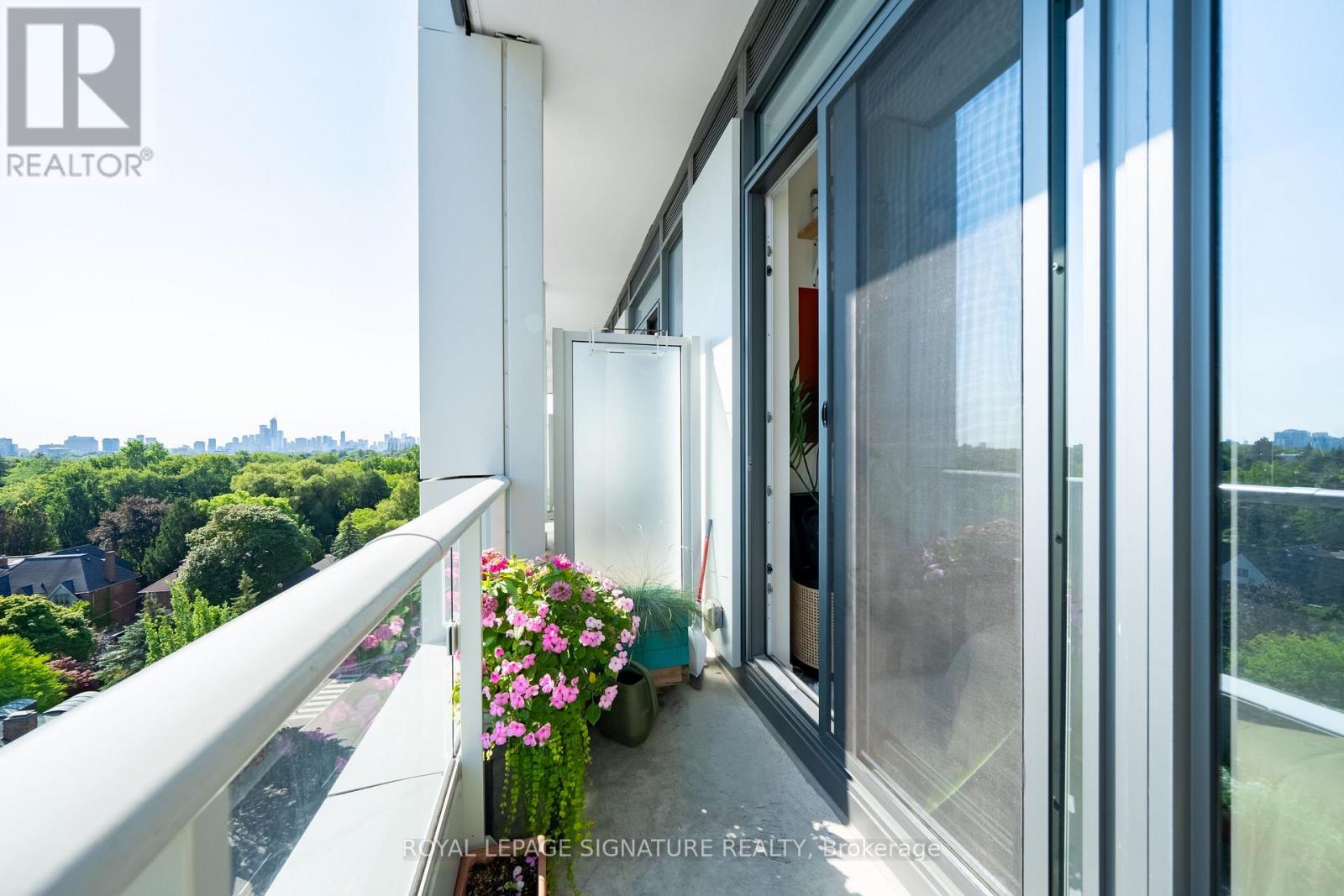 929 - 2020 Bathurst Street, Toronto, Ontario  M5P 0A6 - Photo 13 - C13722898