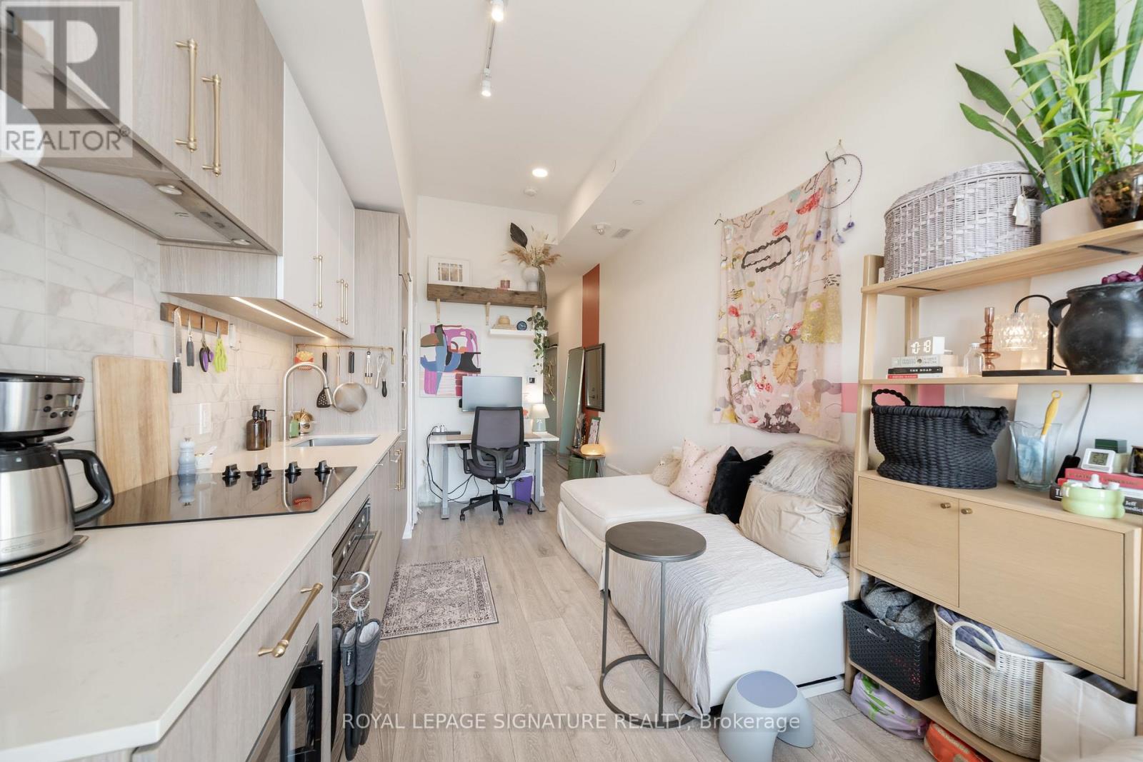 929 - 2020 Bathurst Street, Toronto, Ontario  M5P 0A6 - Photo 5 - C13722898