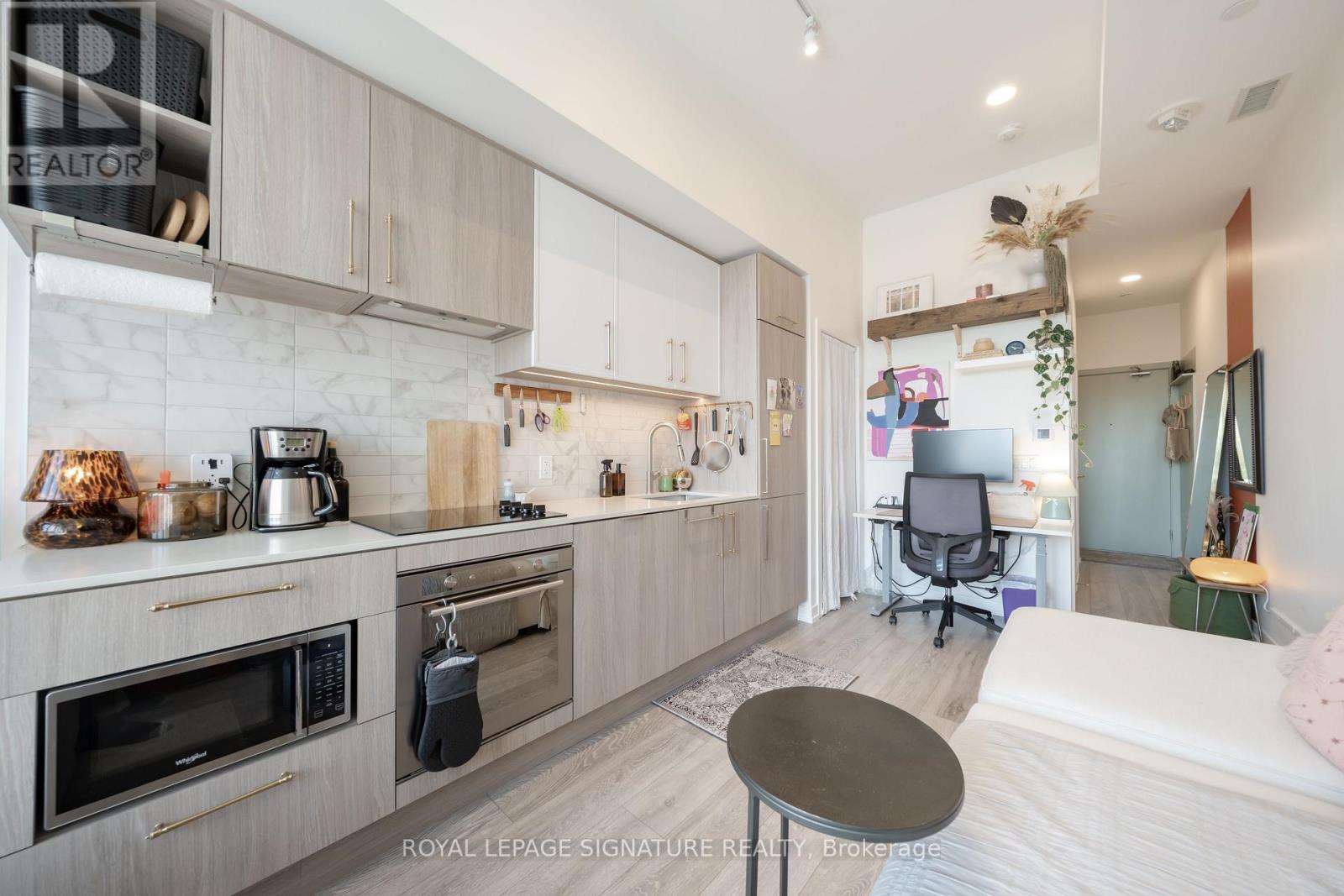 929 - 2020 Bathurst Street, Toronto, Ontario  M5P 0A6 - Photo 6 - C13722898