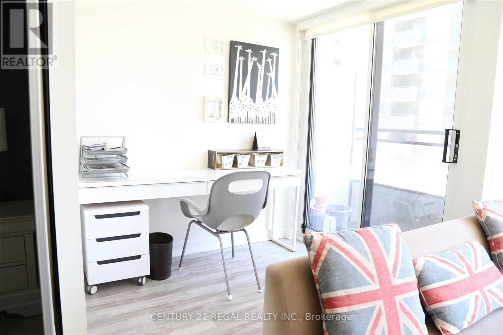 509 - 8 Telegram Mews, Toronto, Ontario  M5V 3Z5 - Photo 3 - C13722906