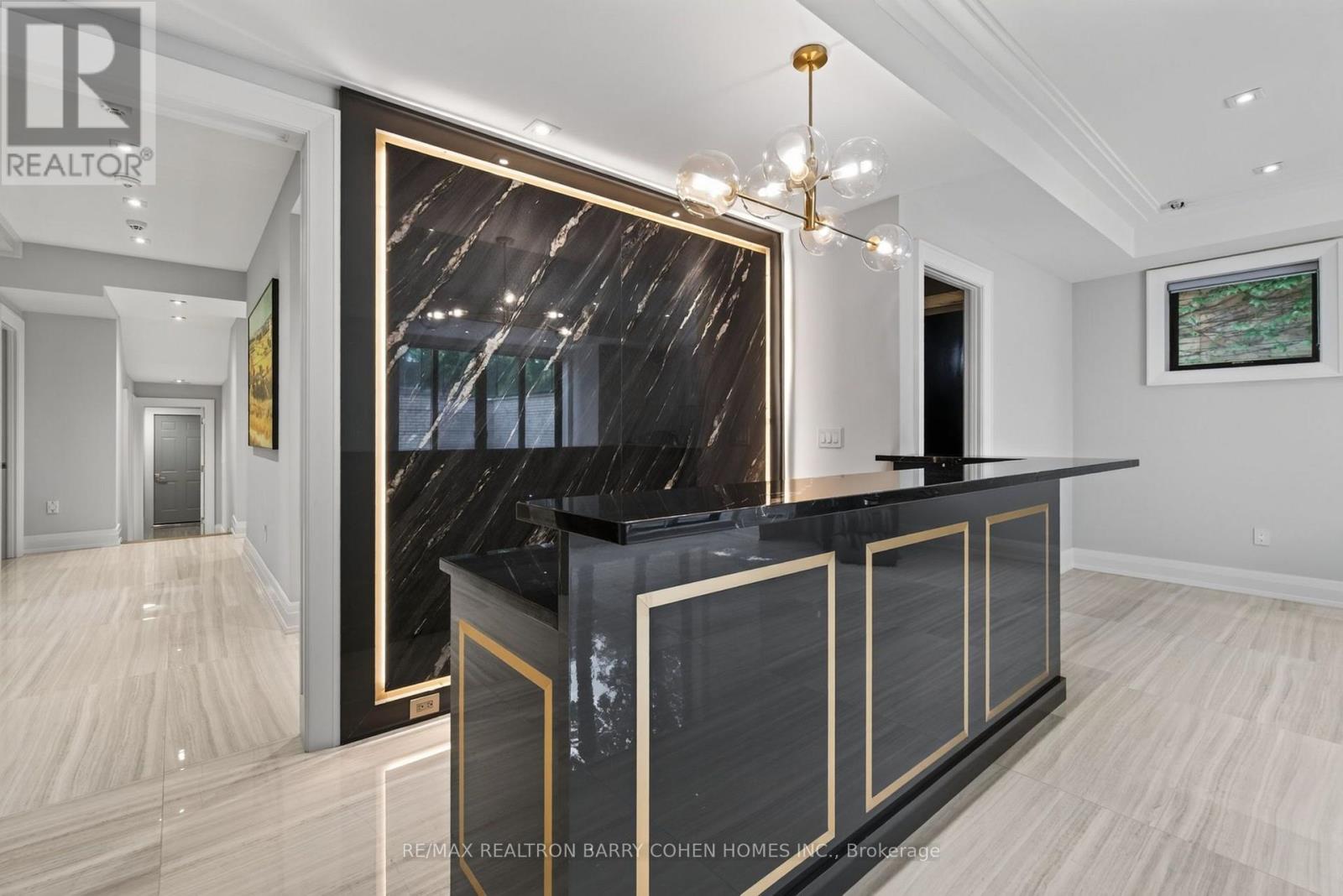 154 Yonge Boulevard, Toronto, Ontario  M5M 3H4 - Photo 38 - C13722918