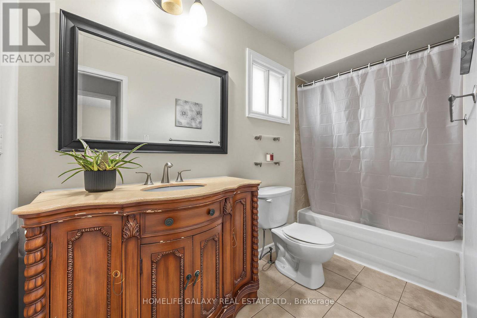 6 Bluebell Crescent, Whitby, Ontario  L1P 1K7 - Photo 18 - E13722894