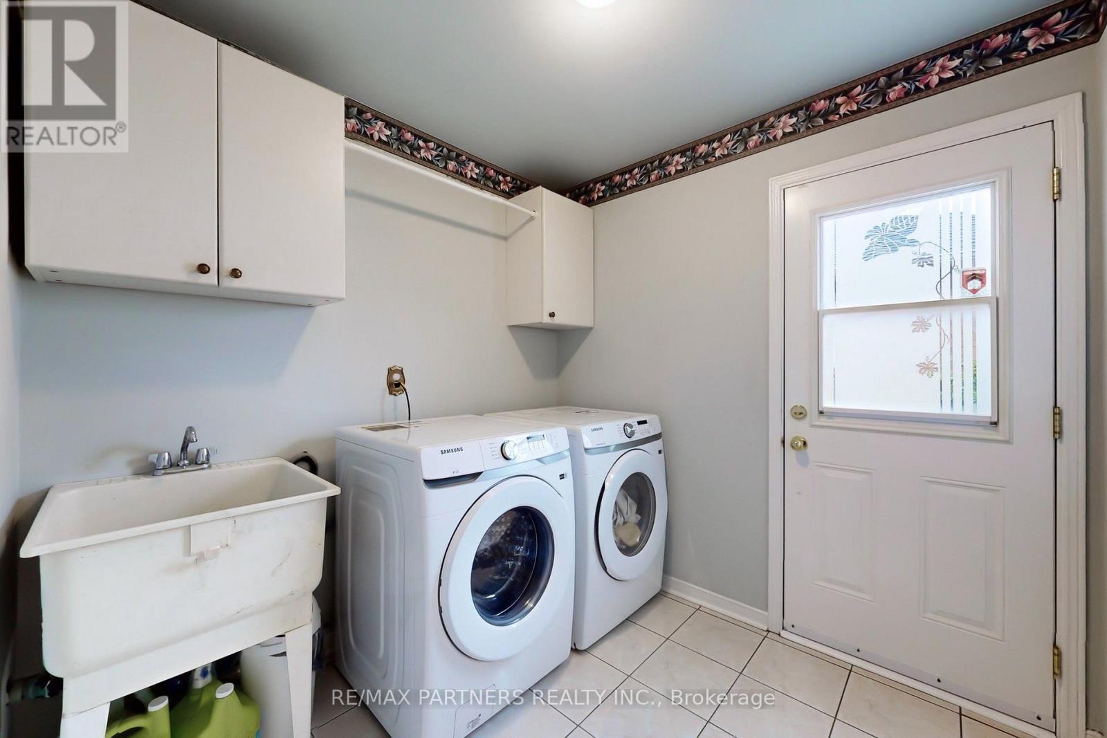 15 Ribblesdale Drive, Whitby, Ontario  L1N 6Z3 - Photo 13 - E13722914