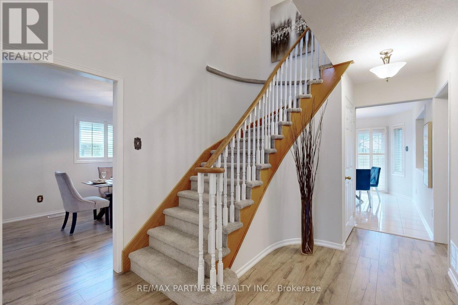 15 Ribblesdale Drive, Whitby, Ontario  L1N 6Z3 - Photo 14 - E13722914