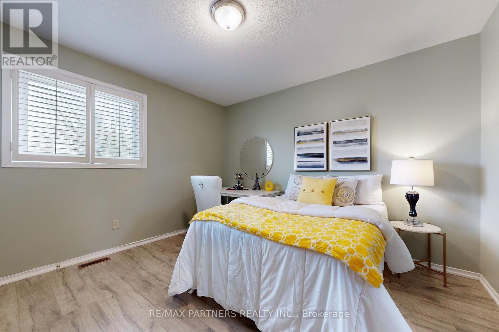 15 Ribblesdale Drive, Whitby, Ontario  L1N 6Z3 - Photo 20 - E13722914