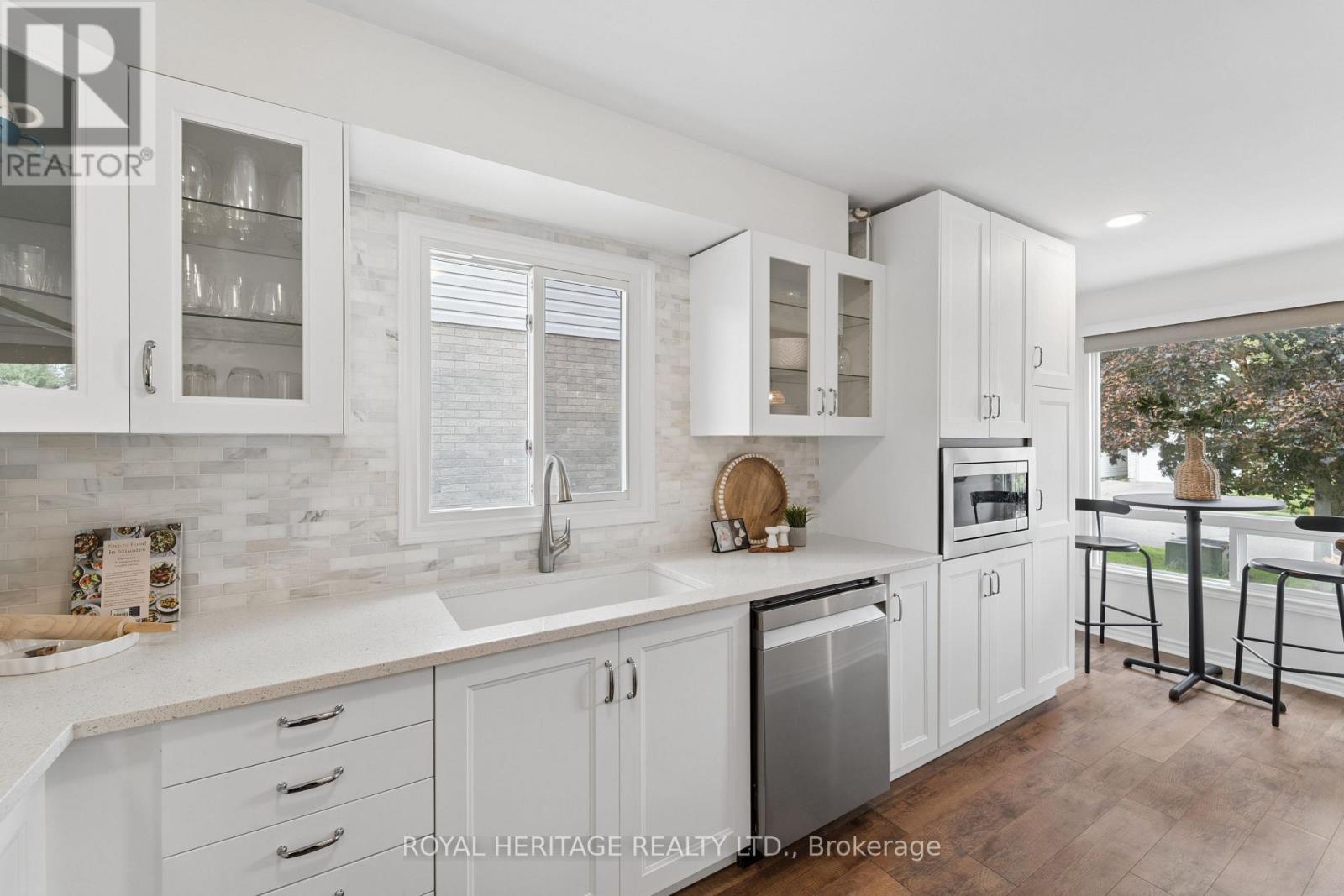 28 Glanville Crescent, Clarington, Ontario  L1C 4L6 - Photo 10 - E13722928