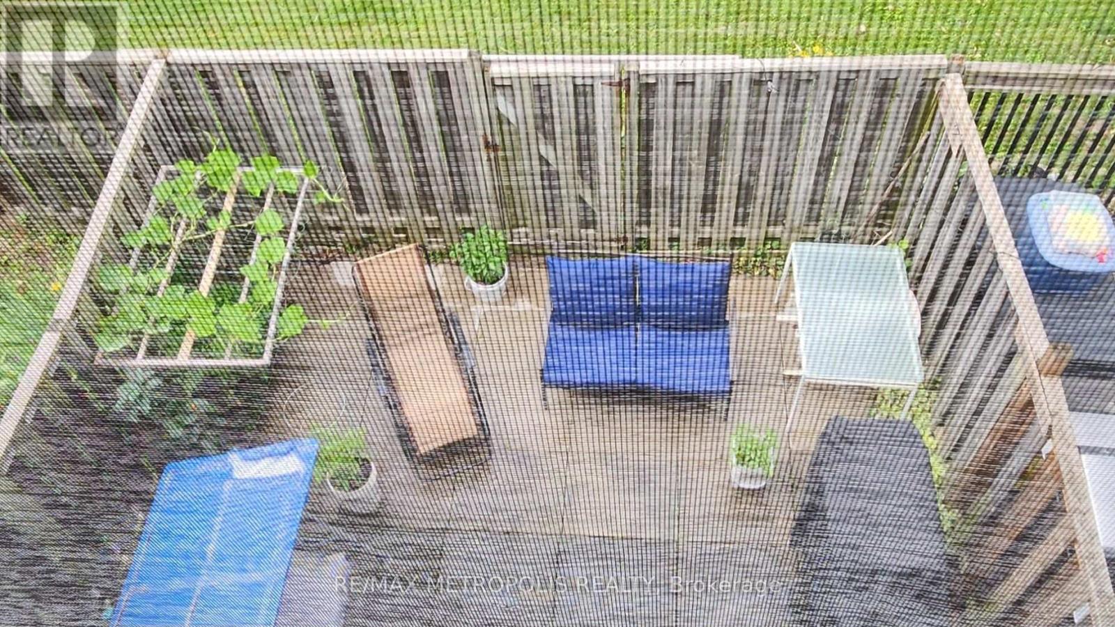 8 - 21 Rockwood Drive, Toronto, Ontario  M1M 3M9 - Photo 31 - E13722972