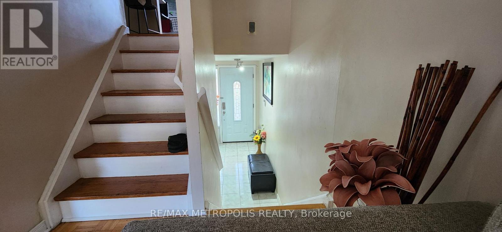 8 - 21 Rockwood Drive, Toronto, Ontario  M1M 3M9 - Photo 6 - E13722972