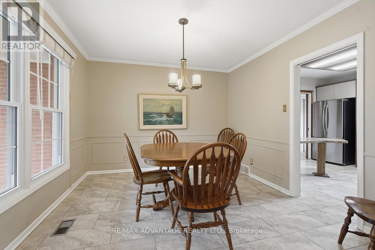 35 Cowan Place, London South, Ontario  N6C 2X4 - Photo 10 - X13722872