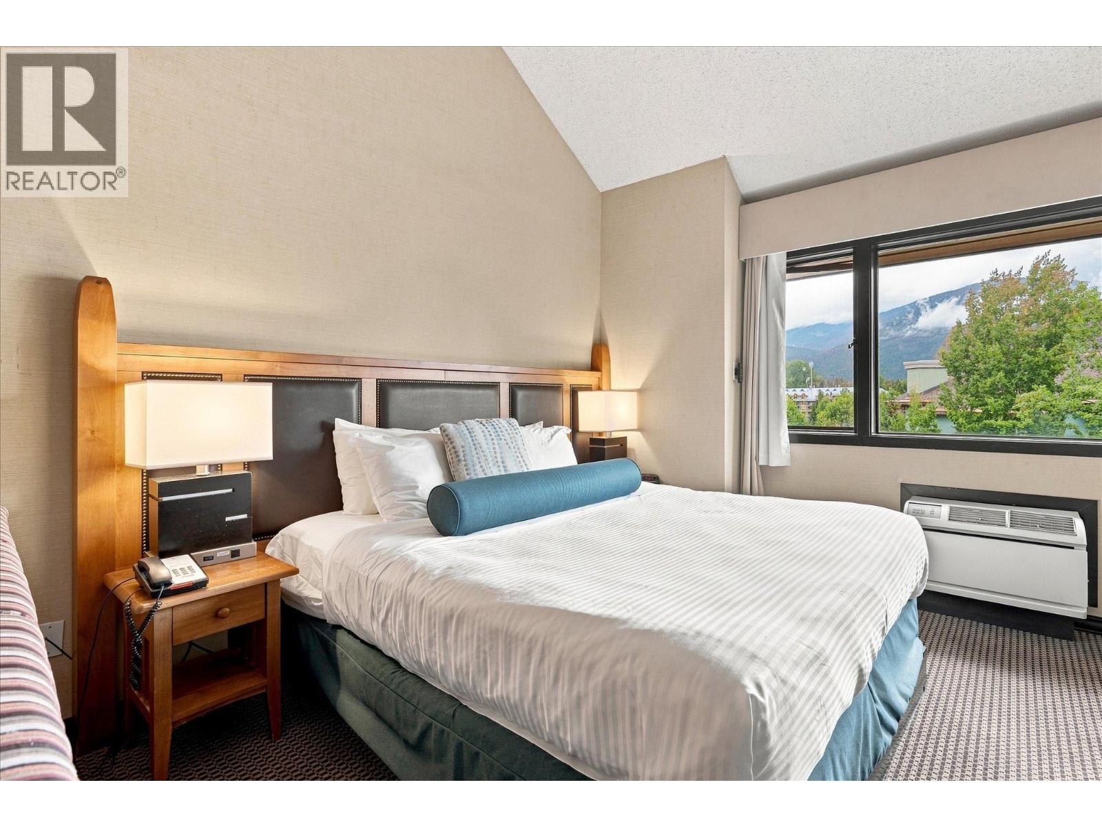 227 4220 Gateway Drive, Whistler, British Columbia V8E 0Z7 - Photo 2 - R3158460