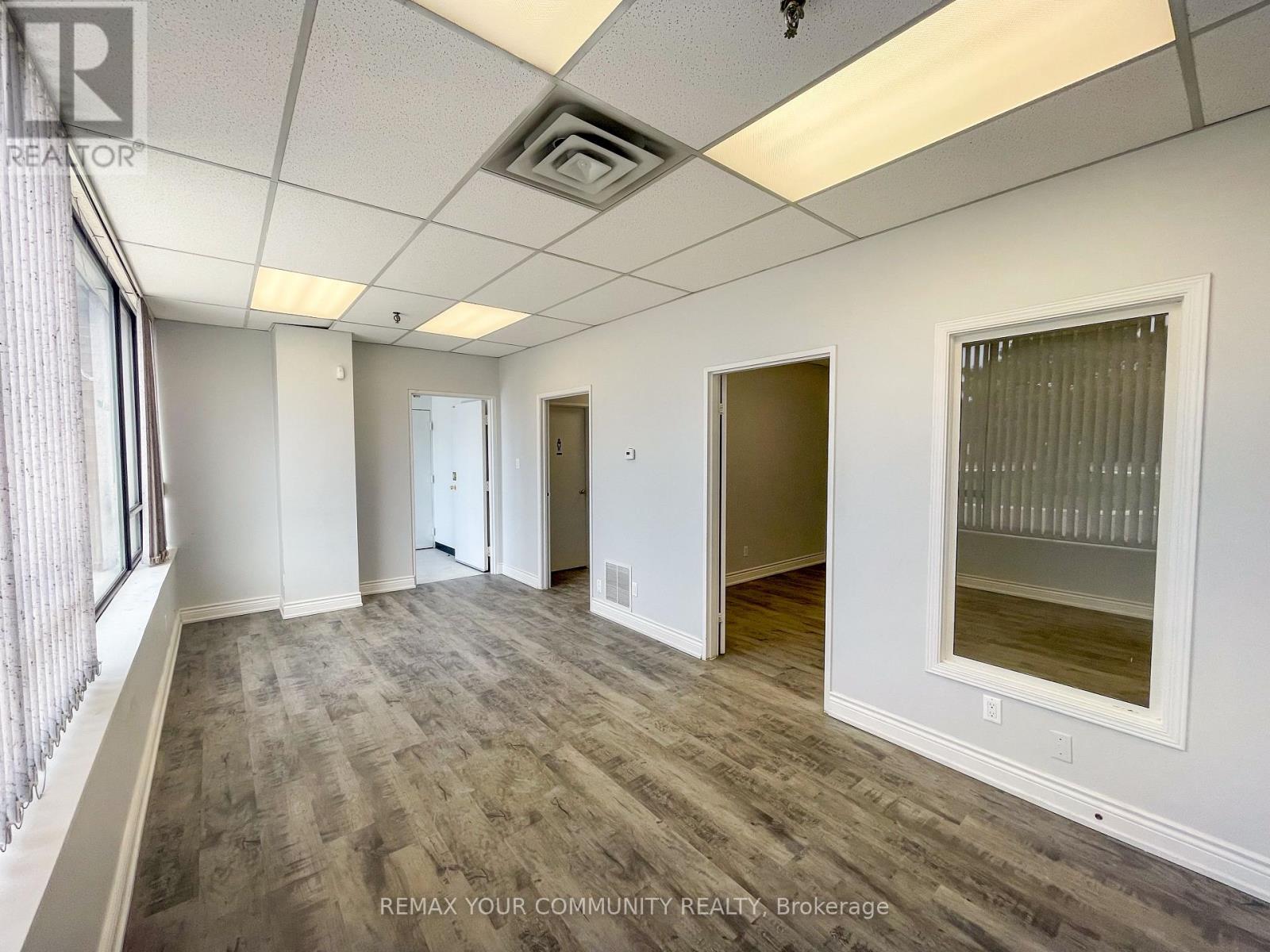 35 - 330 Esna Park Drive, Markham, Ontario  L3R 1H3 - Photo 5 - N13722922