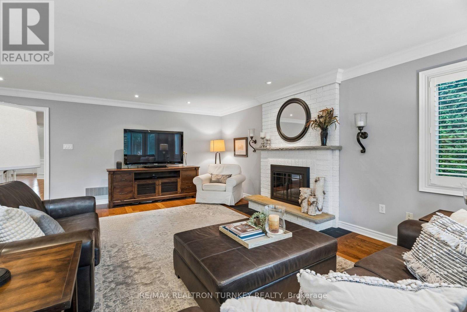 1004 Portminster Court, Newmarket, Ontario  L3X 1L9 - Photo 13 - N13722986