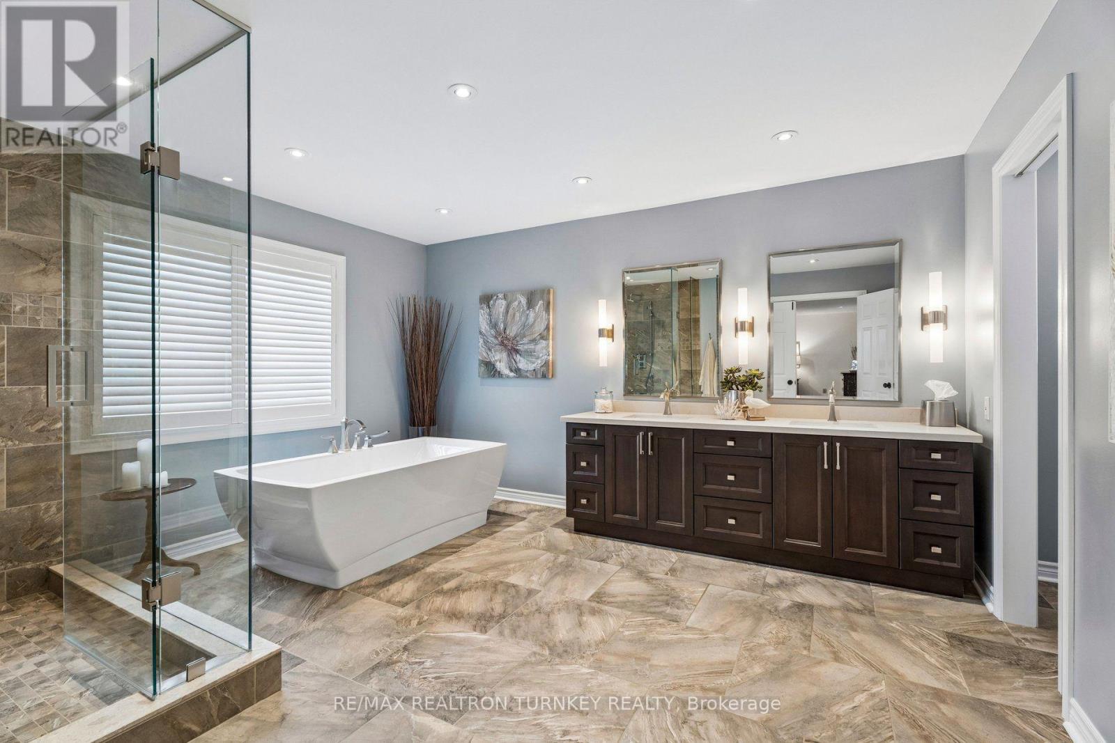 1004 Portminster Court, Newmarket, Ontario  L3X 1L9 - Photo 30 - N13722986