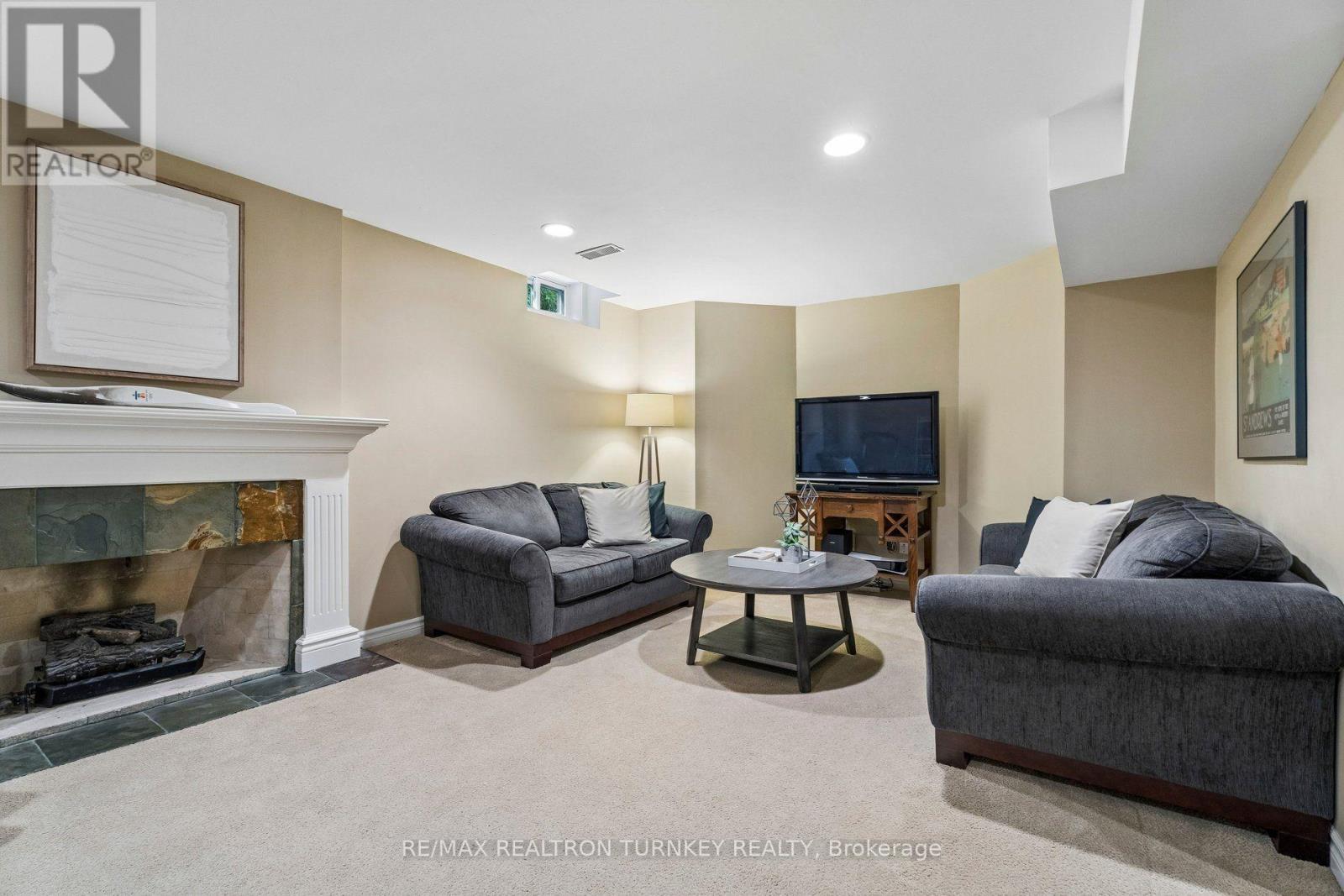 1004 Portminster Court, Newmarket, Ontario  L3X 1L9 - Photo 33 - N13722986