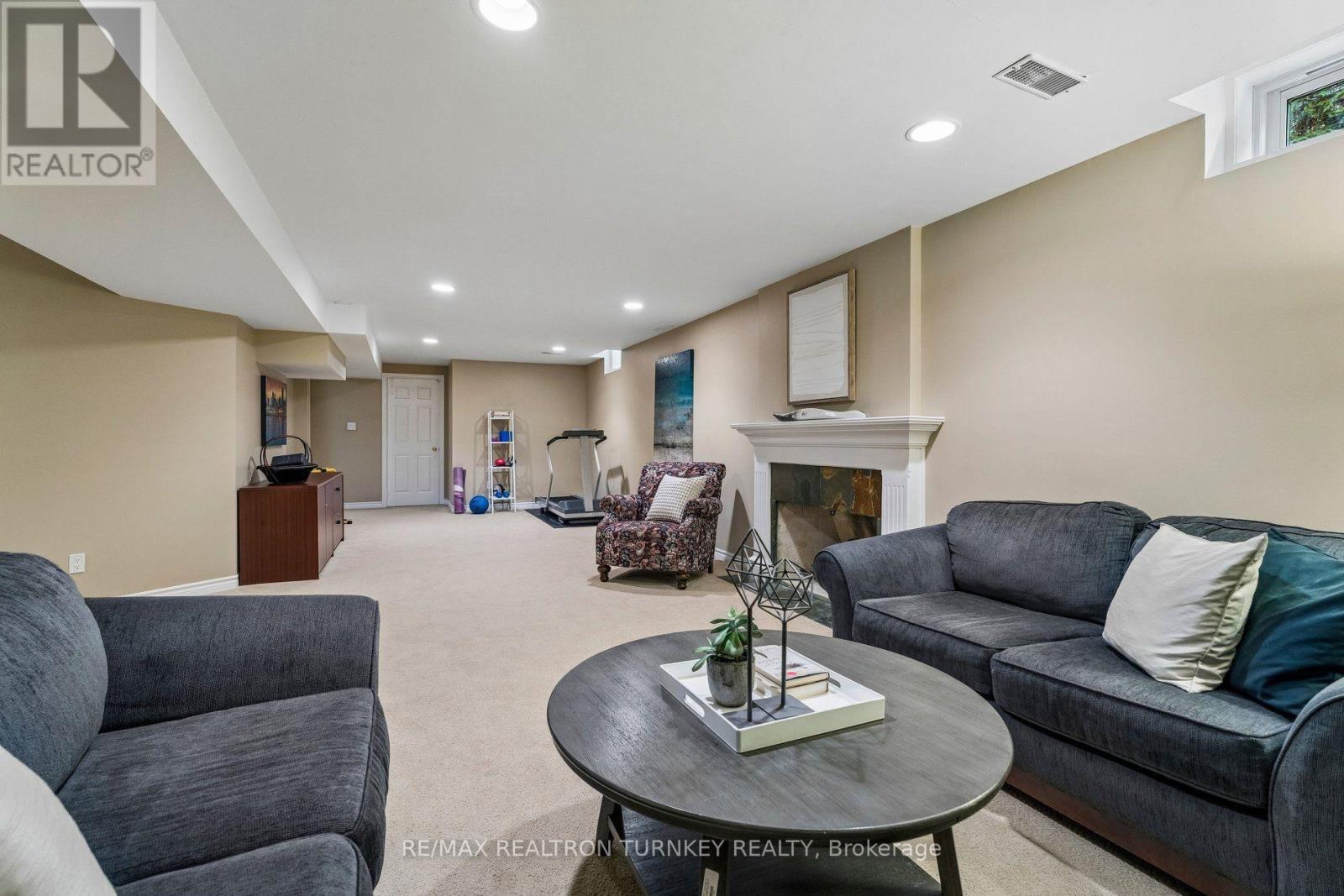 1004 Portminster Court, Newmarket, Ontario  L3X 1L9 - Photo 34 - N13722986