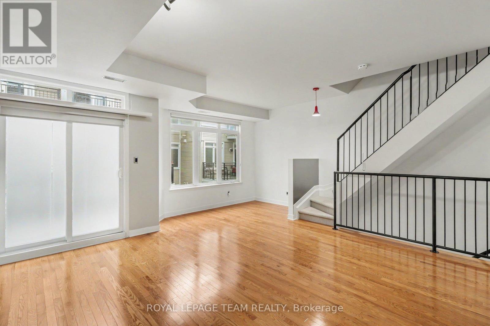 C - 418 Nepean Street, Ottawa, Ontario K1R 5G7 - Photo 7 - X13722848